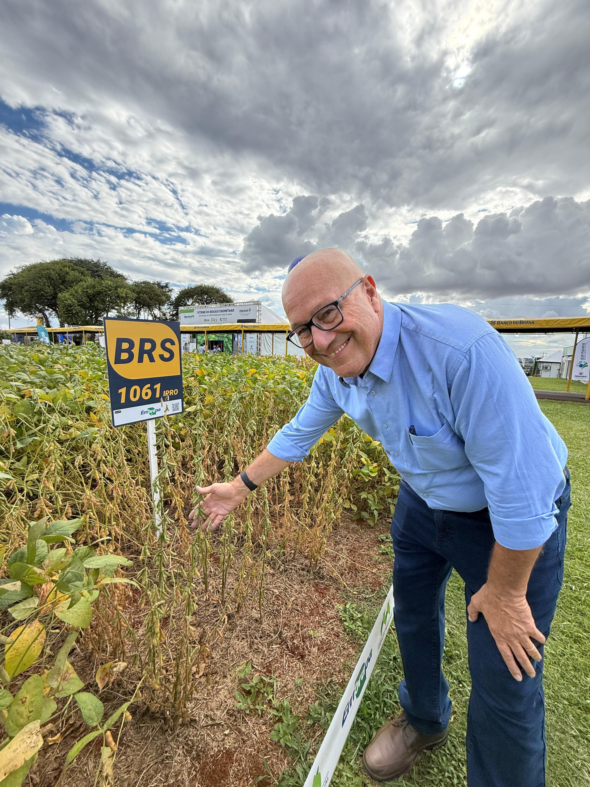 Show Rural de Cascavel é a maior feira de agrotecnologia do Brasil, diz deputado Luiz Claudio Romanelli (PSD)