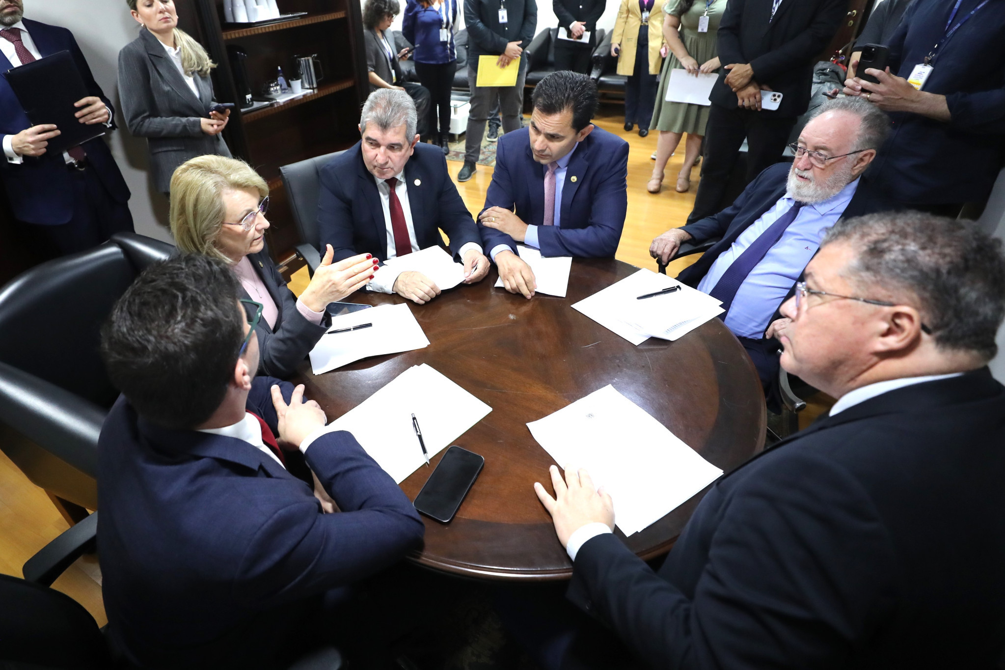 Comissão de Saúde aprova projeto que amplia oferta de exames para detectar câncer de mama em pessoas com histórico familiar da doença