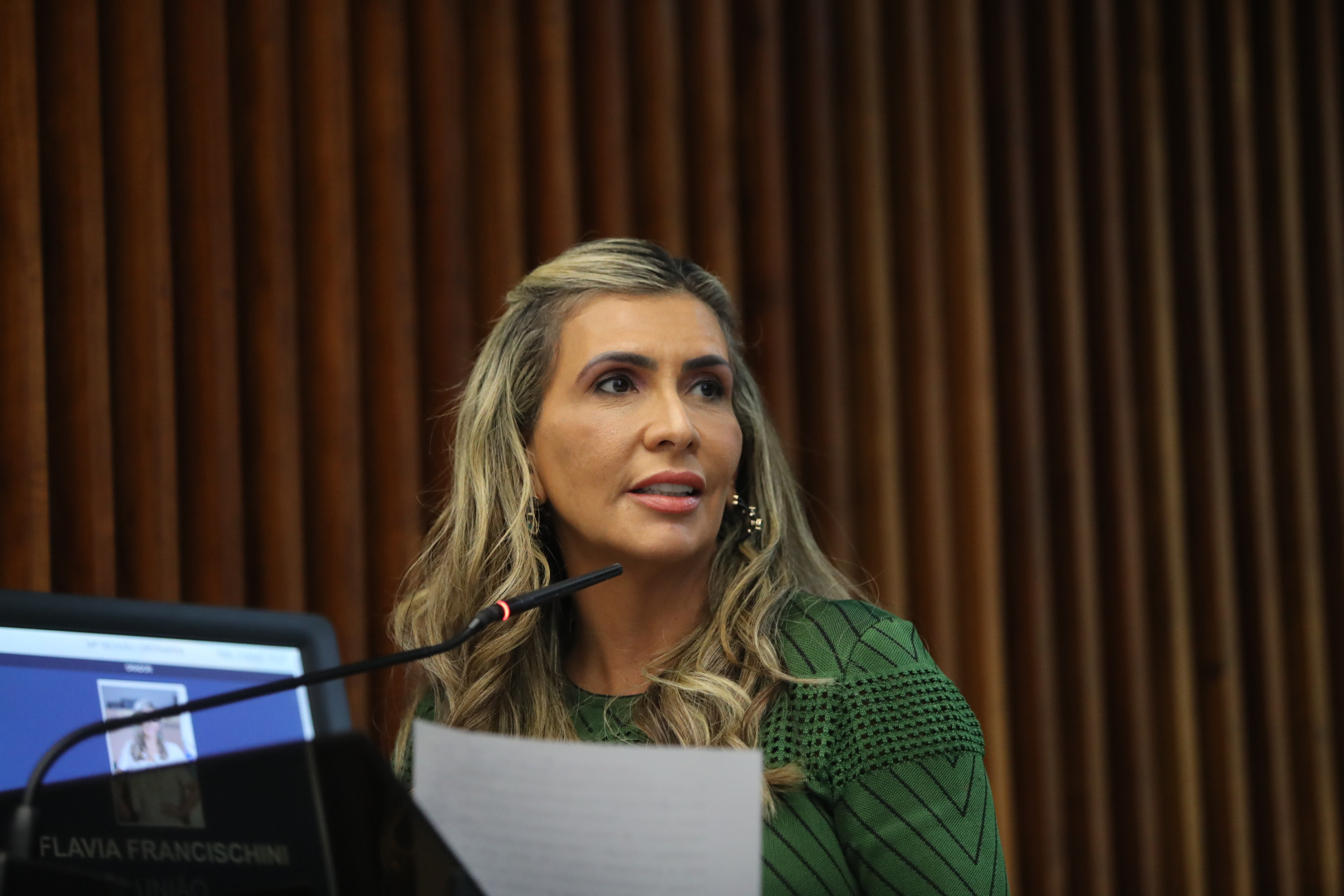 Deputada Flávia Francischini (União) apresenta projeto que proíbe suspensão de plano de saúde para autistas