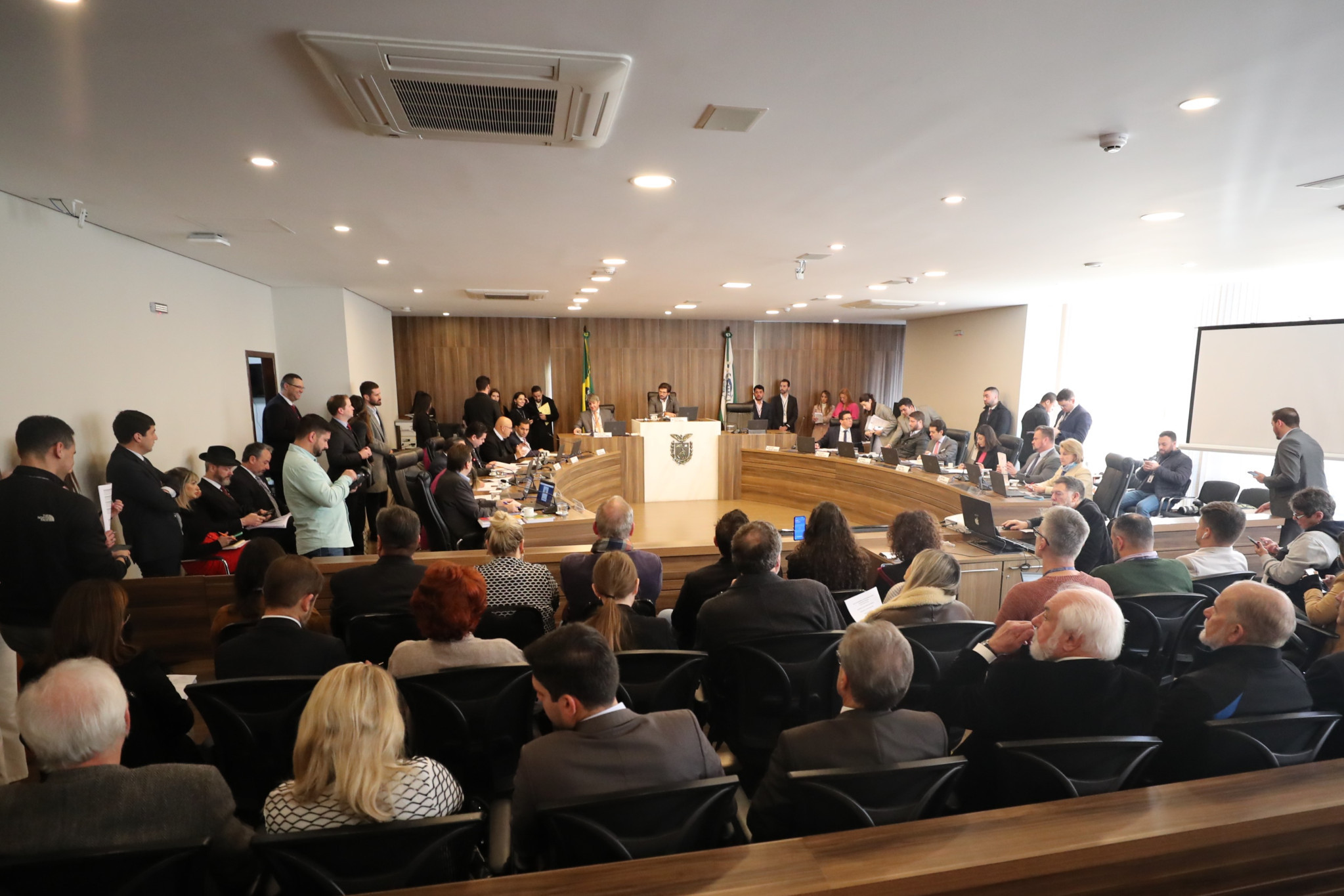 Aprovado projeto que regulamenta a telessaúde no Estado