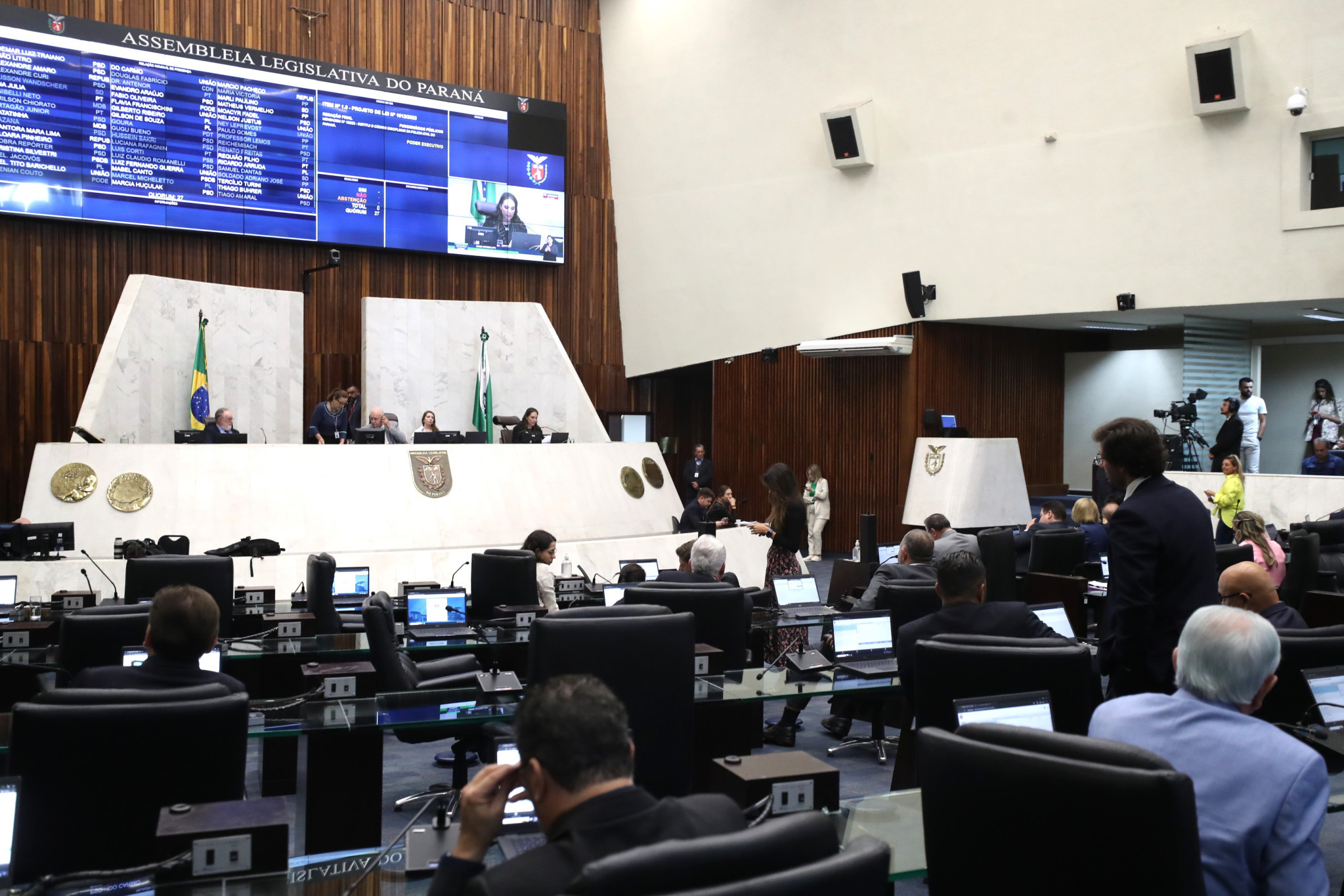 Seguem para sanção projetos que promovem o diagnóstico precoce e a conscientização sobre doença rara na infância