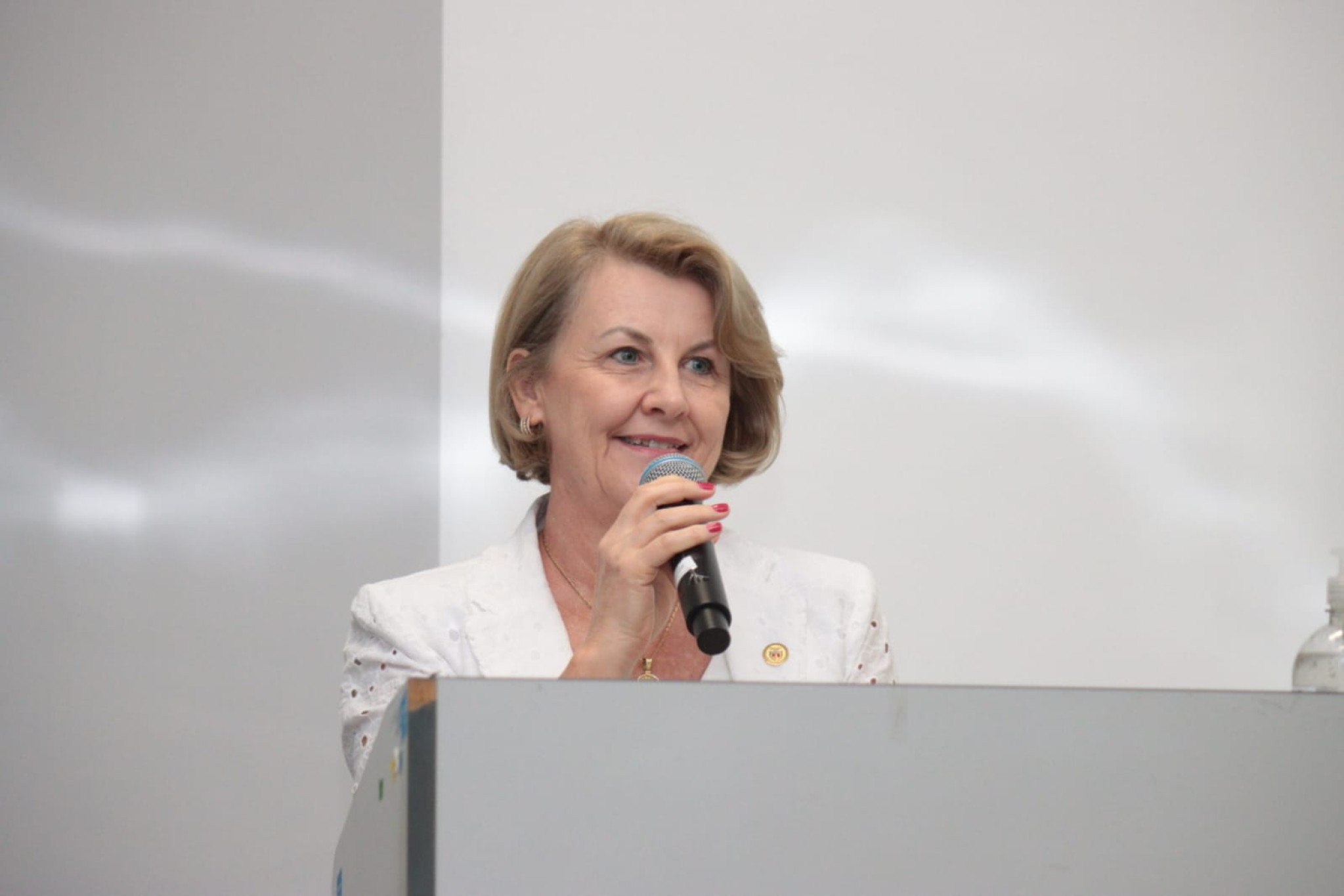 Na abertura da Semana da Enfermagem, deputada Márcia Huçulak (PSD) destaca avanços e desafios da categoria