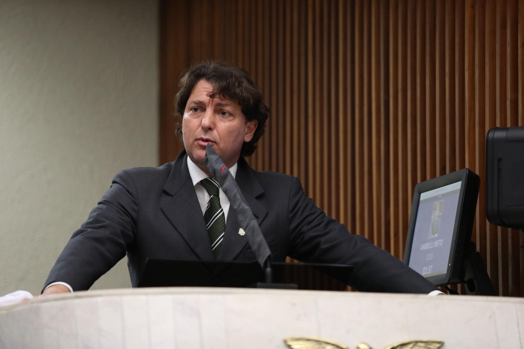 Anibelli Neto apresenta voto de pesar pela morte de Renato Follador