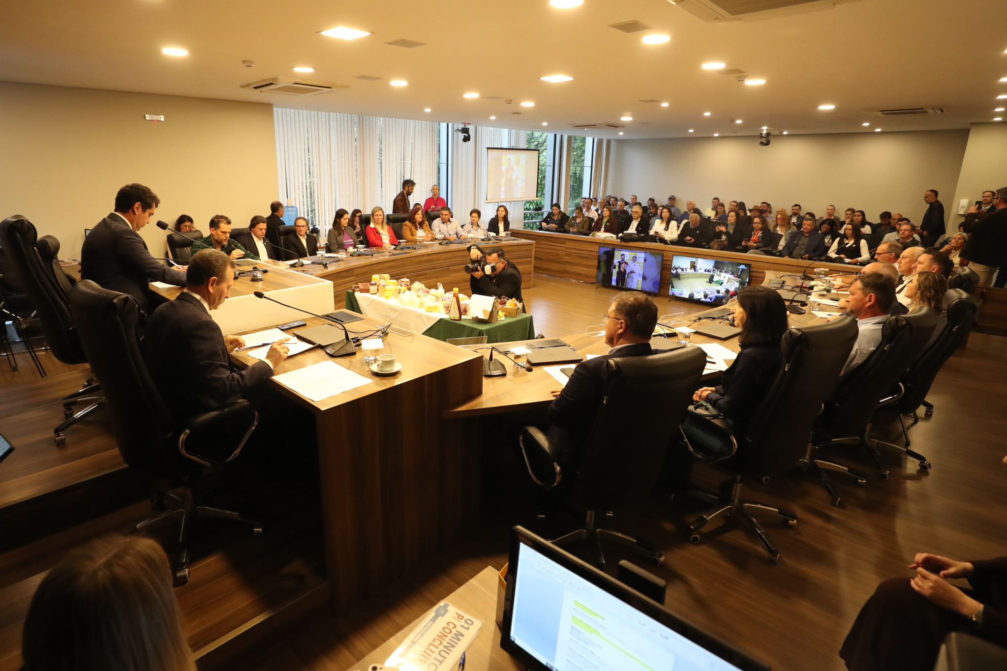 Assembleia debate redução do ICMS para produtos artesanais, com destaque para os queijos