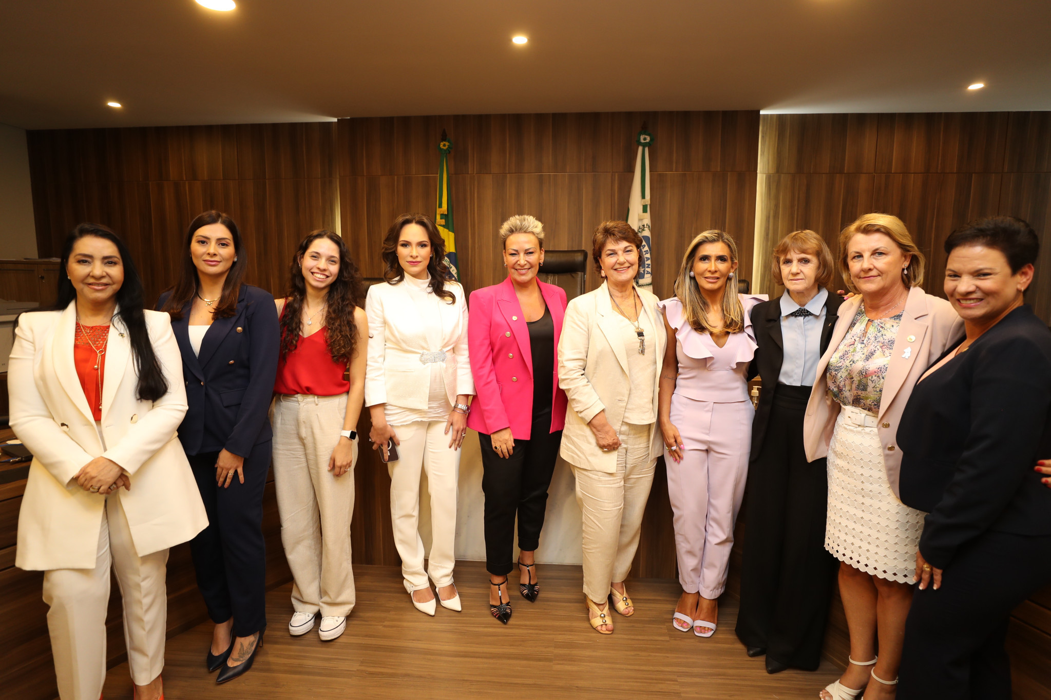 Ouça  as falas femininas da Assembleia nos bastidores de um programa só com as deputadas estaduais
