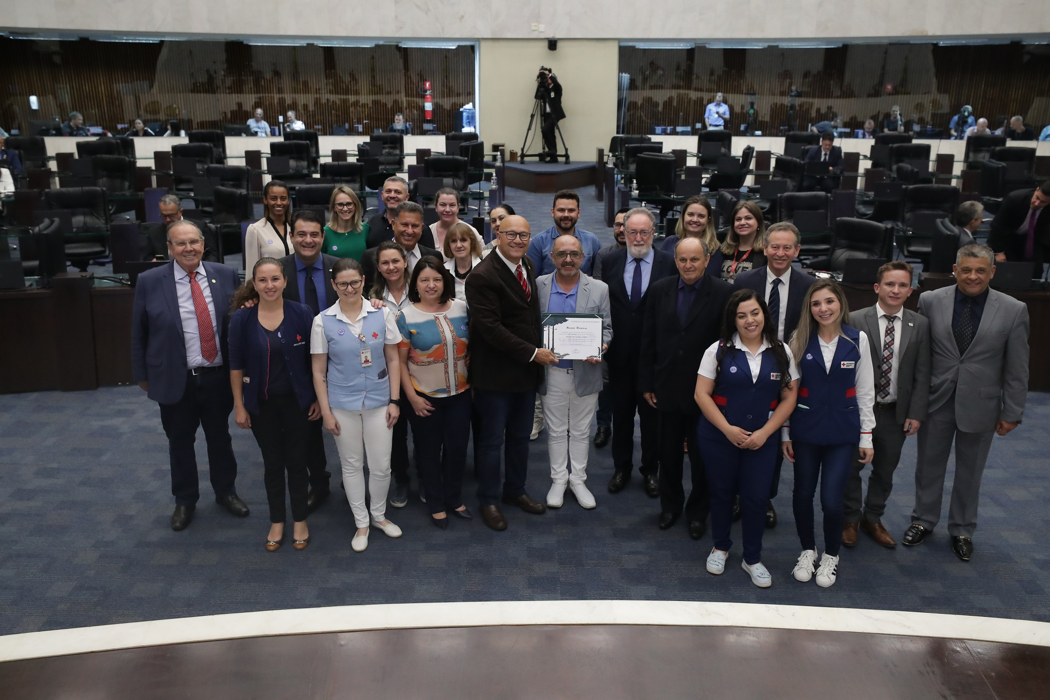 Hospital da Cruz vermelha recebe homenagem por seus 75 anos de existência