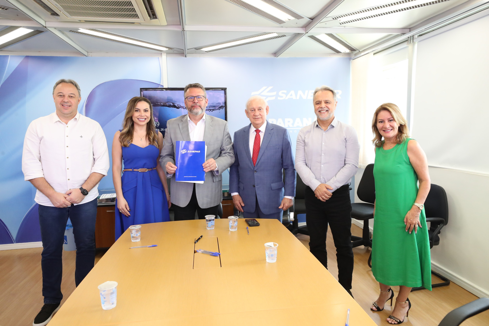 Assembleia e Sanepar assinam termo de parceria visando a divulgação do Programa Tampinha Paraná