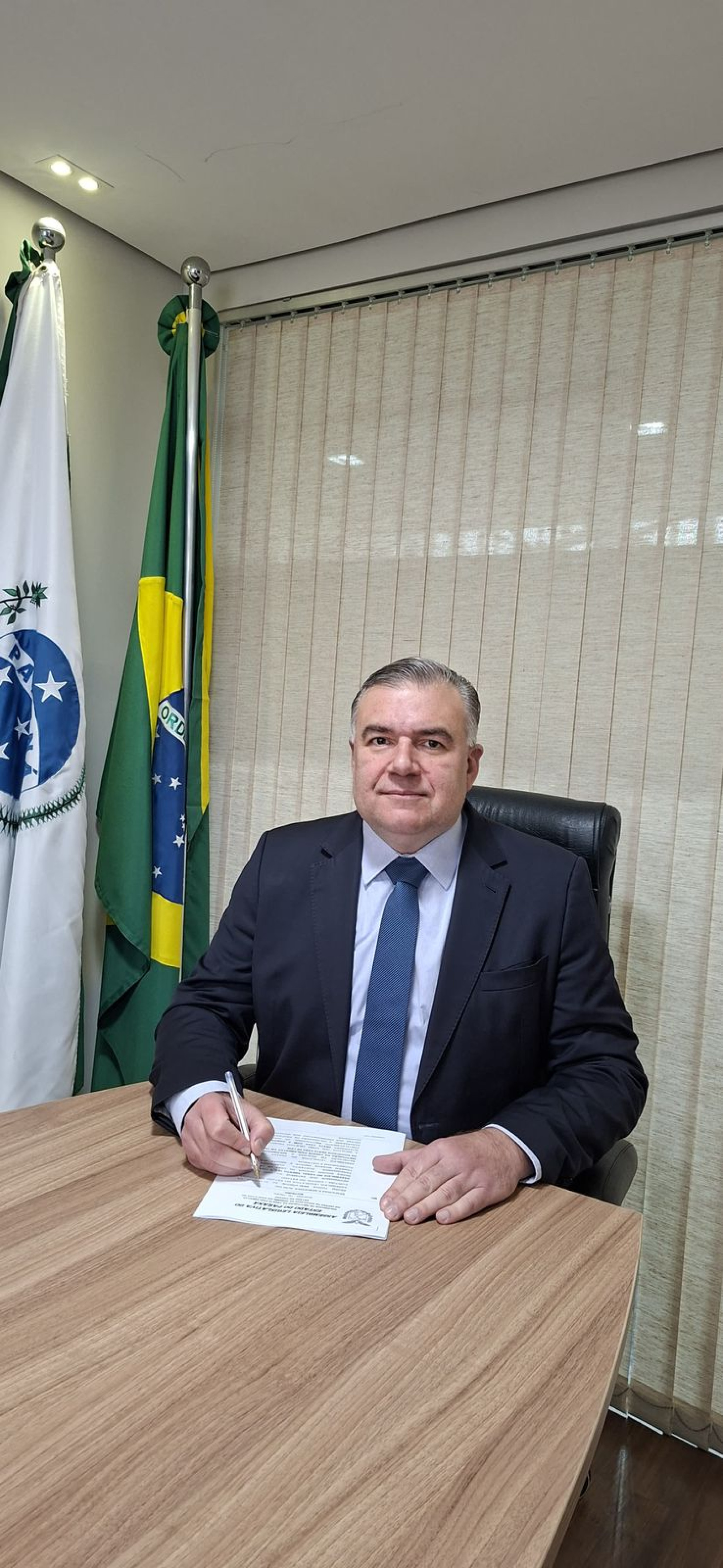 Projeto de lei prevê a substituição gradativa de cabos aéreos por cabeamento subterrâneo no Paraná