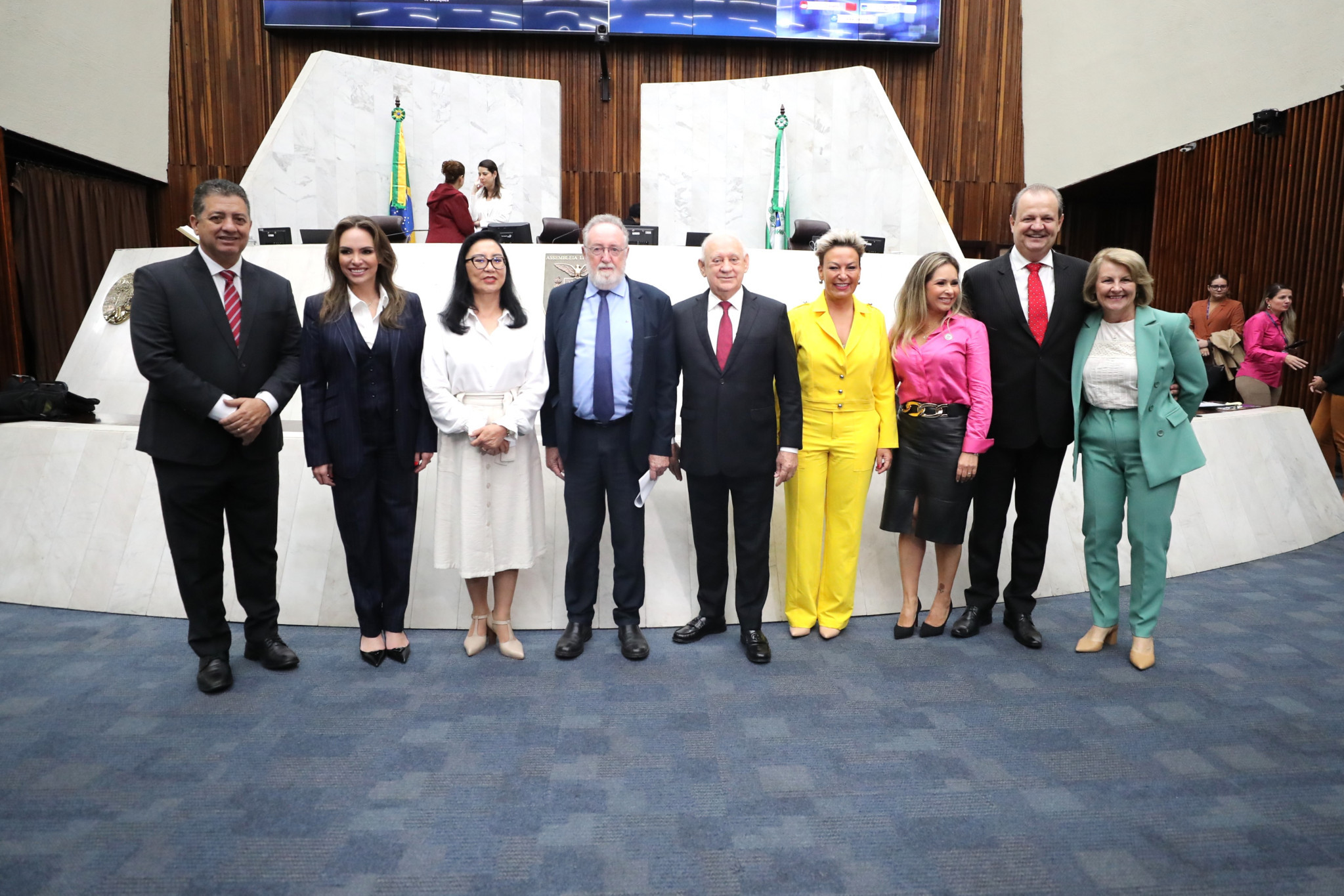 Primeira mulher eleita presidente do TJ Paraná, Lidia Maejima é homenageada pela Assembleia