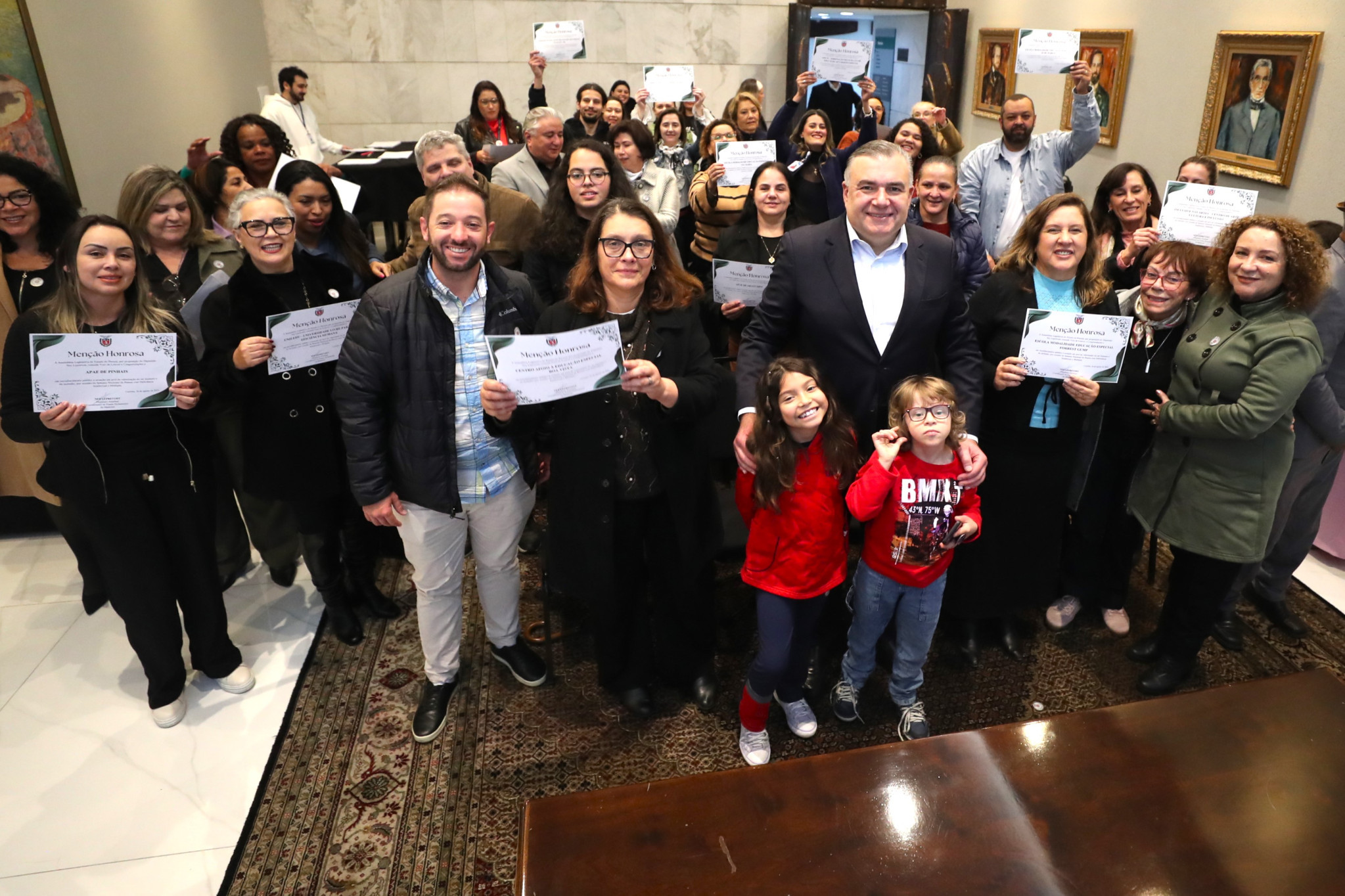 Assembleia Legislativa reconhece atuação de mais de 60 entidades dedicadas às pessoas com deficiência