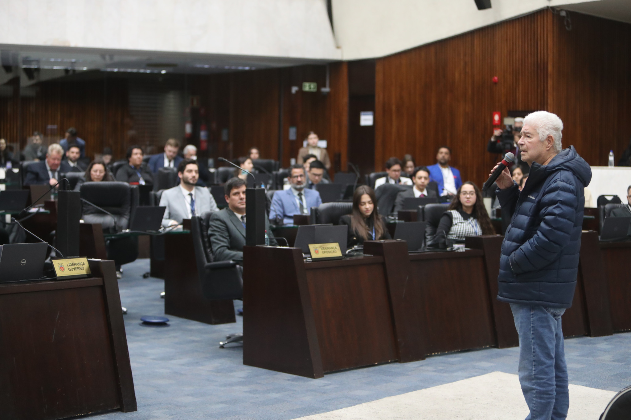 Comunicação PU 2025: ex-governadores Cida Borghetti e Roberto Requião compartilham experiências no Parlamento Universitário