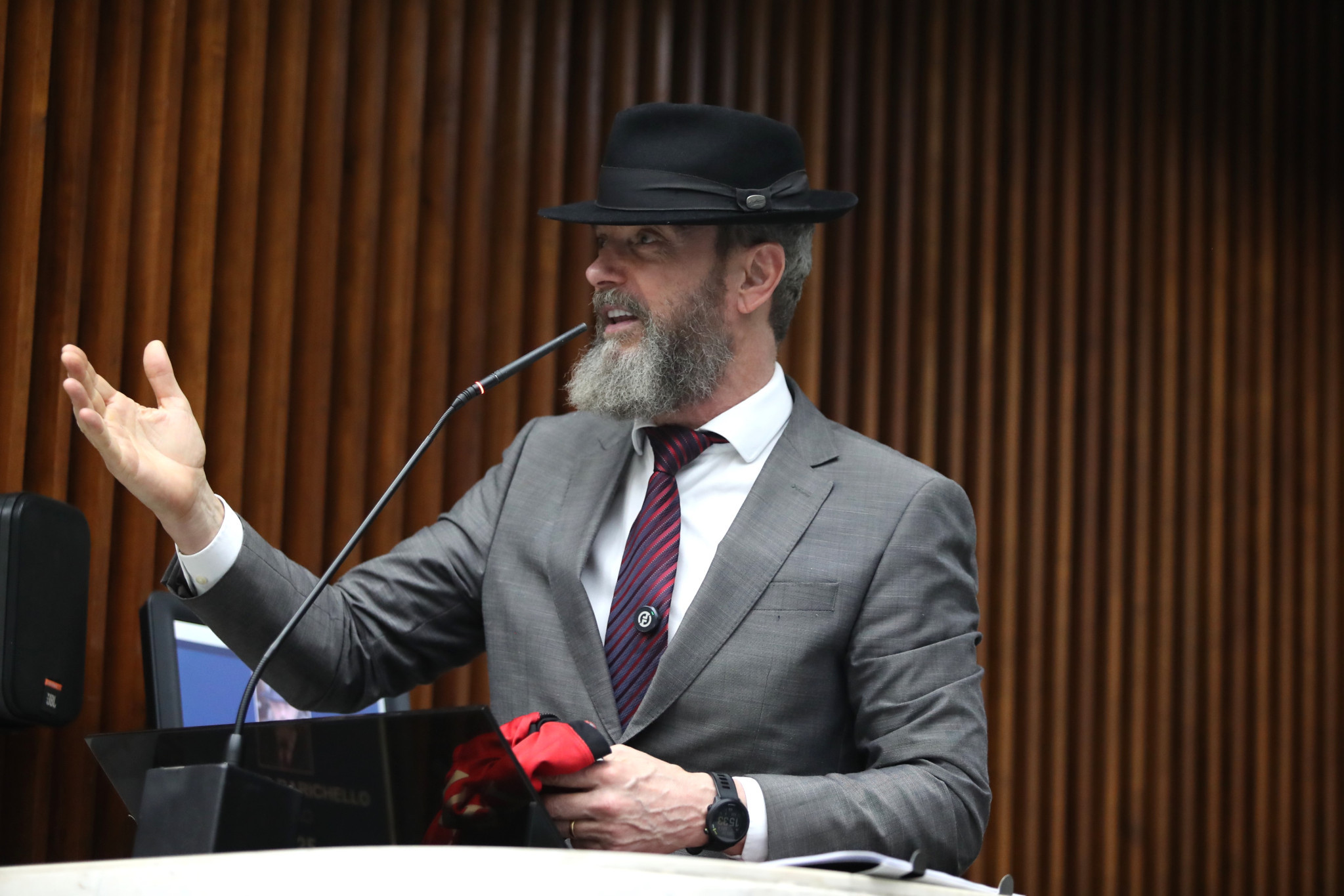 Deputado Delegado Tito Barichello (União) apresenta homenagem ao Club Athletico Paranaense pelo acesso à Série A de 2026