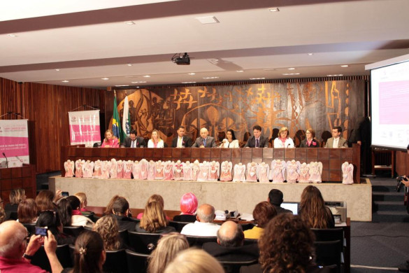 Acesso a tratamentos para o câncer de mama metastático volta a ser tema de audiência na Alep, na quarta-feira (26)