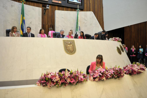 Campanha do Outubro Rosa é lançada pela Assembleia Legislativa