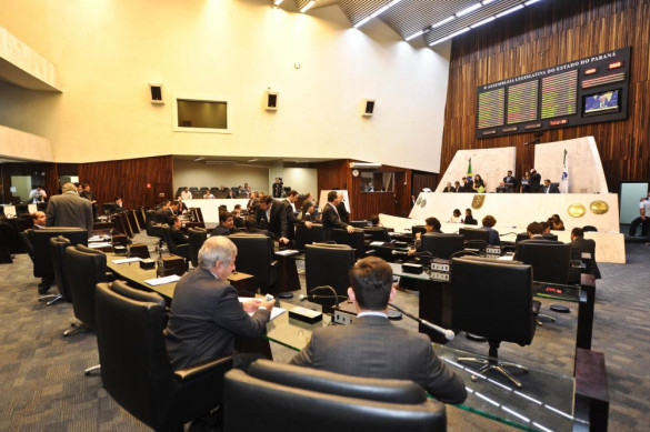 Assembleia aprova projeto que facilita fiscalização de empresas prestadoras de serviços de internet