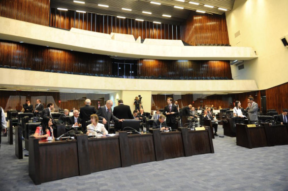 Projeto que trata da contratação de professores por tempo determinado segue para sanção do Executivo