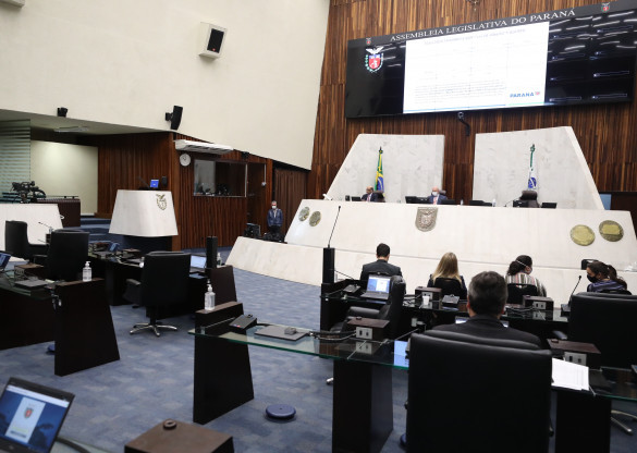 Secretário apresenta resultados contábeis do Paraná e fala de estudos para reposição salarial