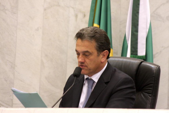 Assembleia e Escola de Governo firmam convênio para capacitação de servidores