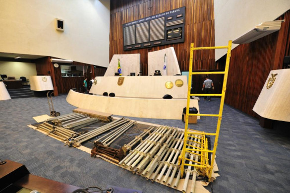 Novo painel eletrônico no Plenário da Alep dará maior agilidade e transparência ao processo legislativo