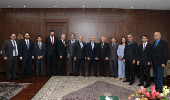 Presidente eleito e atuais dirigentes do Tribunal de Justiça fazem visita de cortesia à Assembleia Legislativa