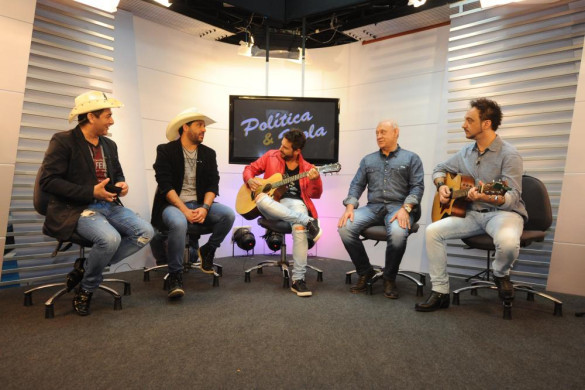 Traiano canta com Edson e Hudson no "Política e Viola" deste sábado (28), às 21h30, na TV Assembleia