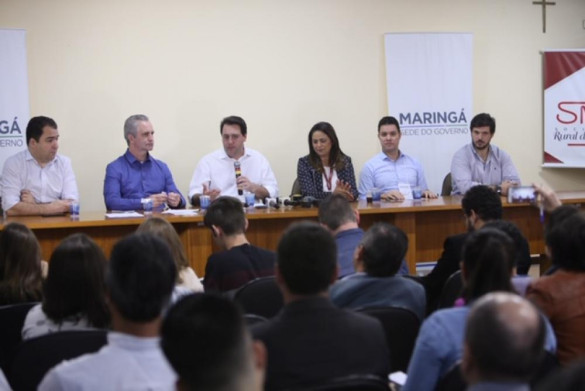 Ratinho Junior afirma que o fim de aposentadoria dos ex-governadores foi um "dia histórico para o Paraná"