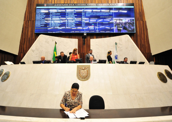 Ações desenvolvidas pela Mesa Diretora da Assembleia Legislativa do Paraná nos anos de 2019 e 2020