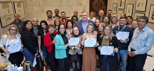 Deputado Ney Leprevost (União) homenageia conselheiros tutelares de Curitiba pelo Dia Nacional da categoria