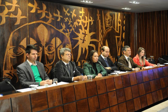 Regulamentação do Grupo R20 é debatida durante encontro na Assembleia Legislativa