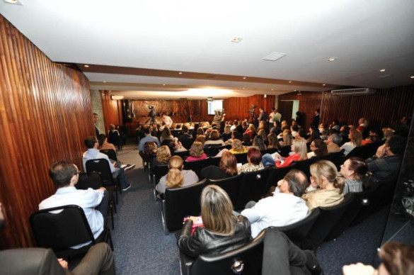 Escola do Legislativo inova com palestras de renomados juristas e com cursos abertos ao público