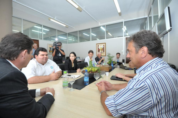 Representantes da Câmara Municipal de Novo Hamburgo conhecem modelo de gestão da Assembleia