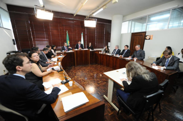 Comissão de revisão do Regimento Interno iniciará sua análise pela tramitação da Lei Orçamentária