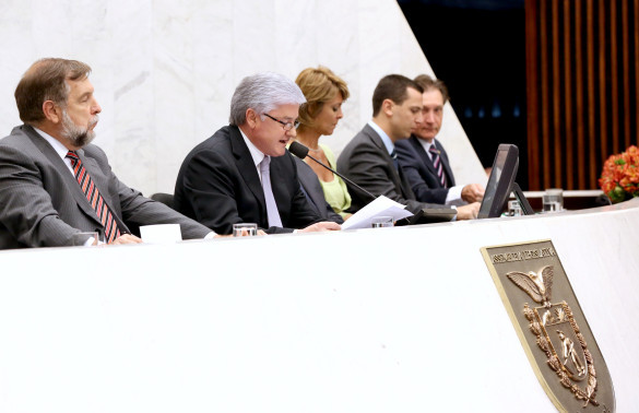 Autonomia e independência dos Poderes devem ser respeitadas, afirma presidente do Legislativo