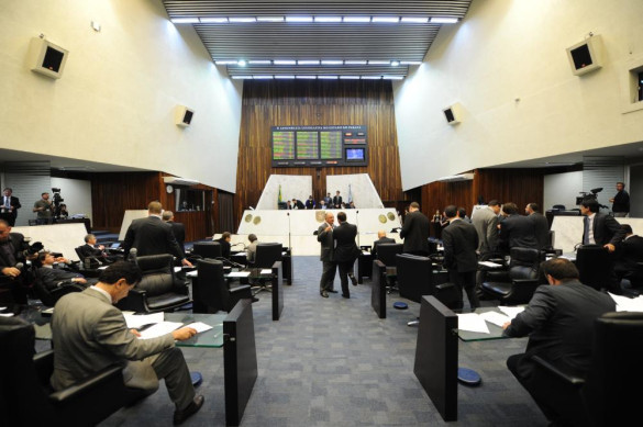 Deputados aprovam projeto que institui a Política de Estado para o Parto Humanizado