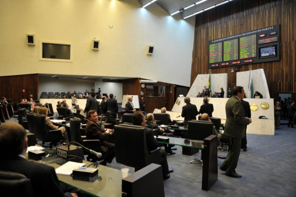Assembleia aprova projeto que garante auxílio-saúde aos servidores do Ministério Público