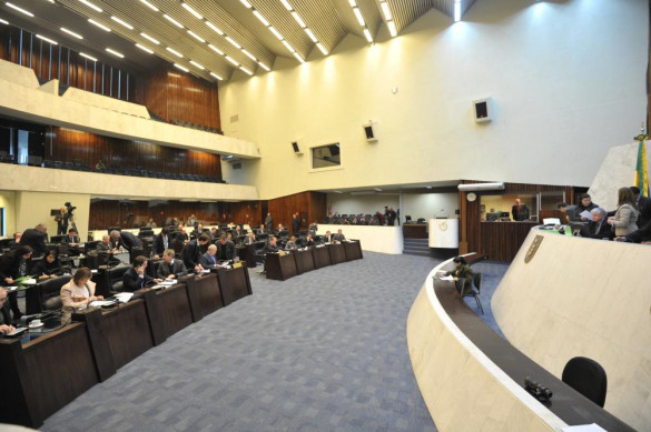 Assembleia aprova projeto que define o efetivo da Polícia Militar do Paraná