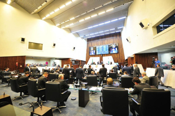 Orçamento do Estado para 2018 é aprovado em redação final e segue para sanção governamental