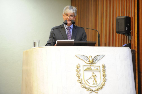 Deputados debatem impactos da venda do banco HSBC