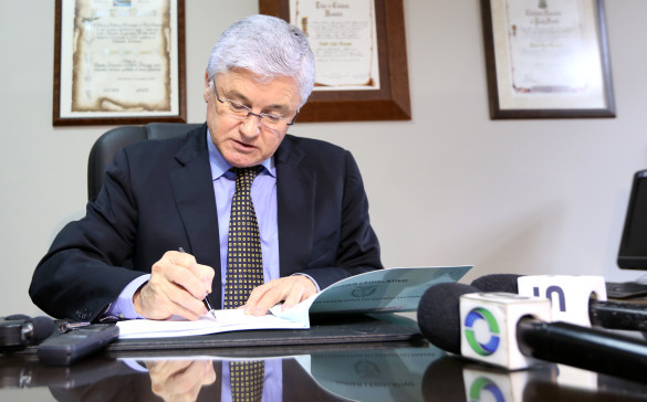 Rossoni indefere requerimento para implantação de aposentadoria parlamentar