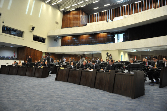 Deputados aprovam inclusão de Arapongas na Região Metropolitana de Londrina