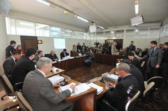 Deputados da CPI do Pedágio aprovam relatório final apresentado nesta terça-feira (3)
