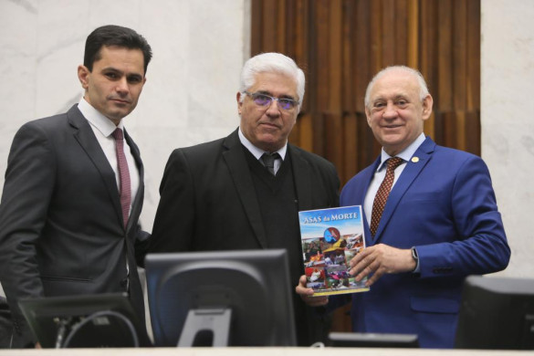 Pai de vítima de acidente aéreo denuncia omissão da Anac, no plenário da Assembleia