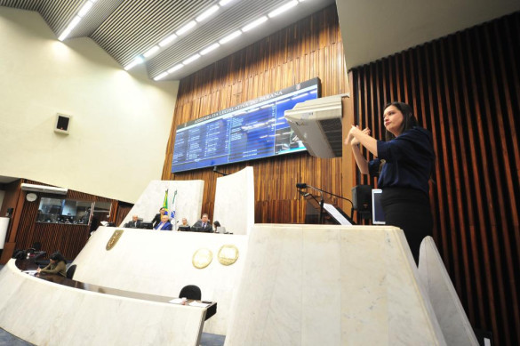 Tribuna da Assembleia Legislativa é ocupada por deficiente auditivo pela primeira vez na história