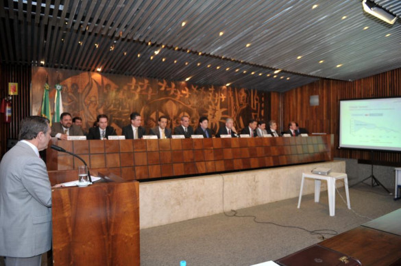 Representantes das empresas admitem negociar redução das tarifas de pedágio