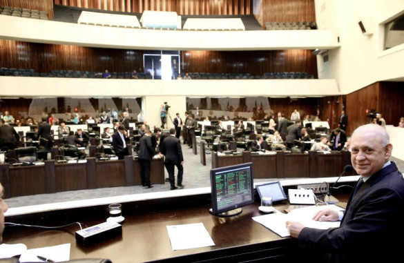 Traiano faz elogio público ao trabalho dos deputados nas comissões técnicas da Assembleia