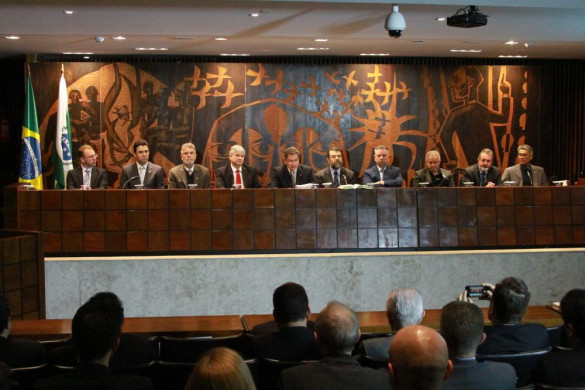 Assembleia faz sessão solene para comemorar os 70 anos da Sociedade Bíblica do Brasil