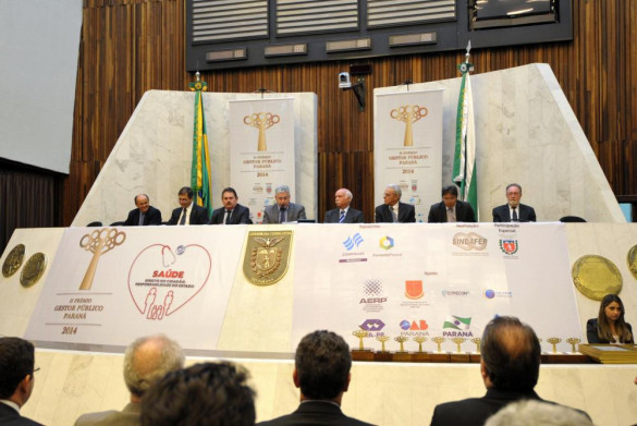 Solenidade na Assembleia Legislativa marca entrega do 2º Prêmio Gestor Público Paraná