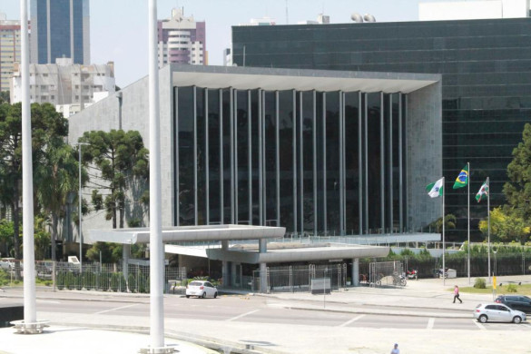 Assembleia Legislativa vota pauta com sete projetos de lei na sessão plenária desta segunda-feira (26)