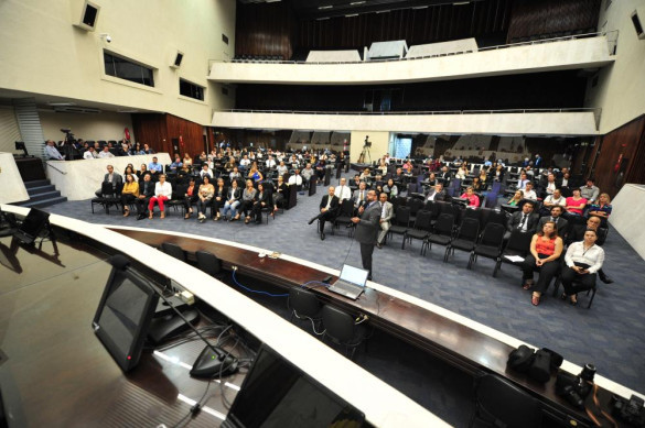 Diretor de Plenário detalha normas sobre votações dos projetos