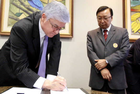 Câmara de Maringá é a primeira a assinar convênio para uso compartilhado da TV Sinal